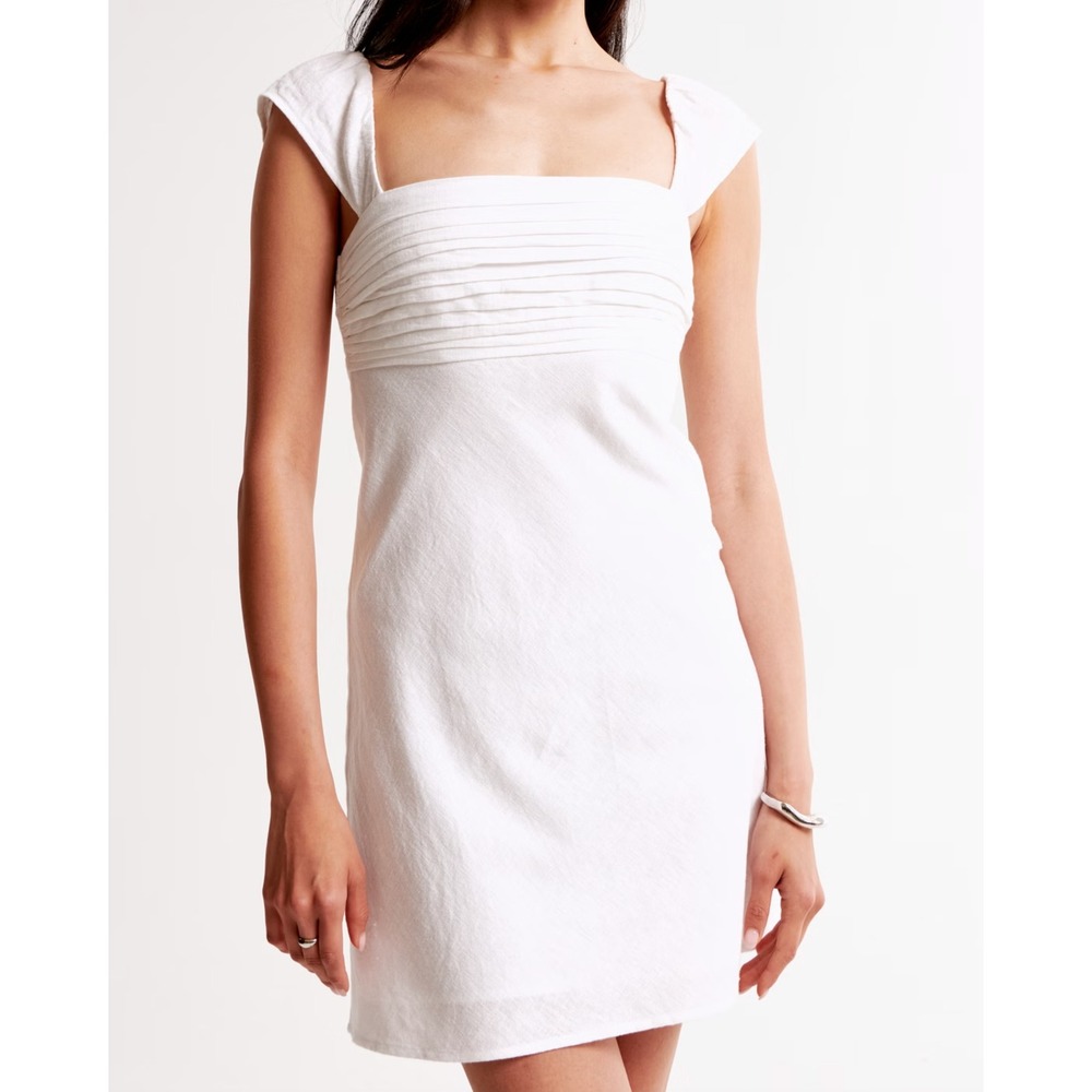 Abercrombie & Fitch White Mini Dress with Square Neck